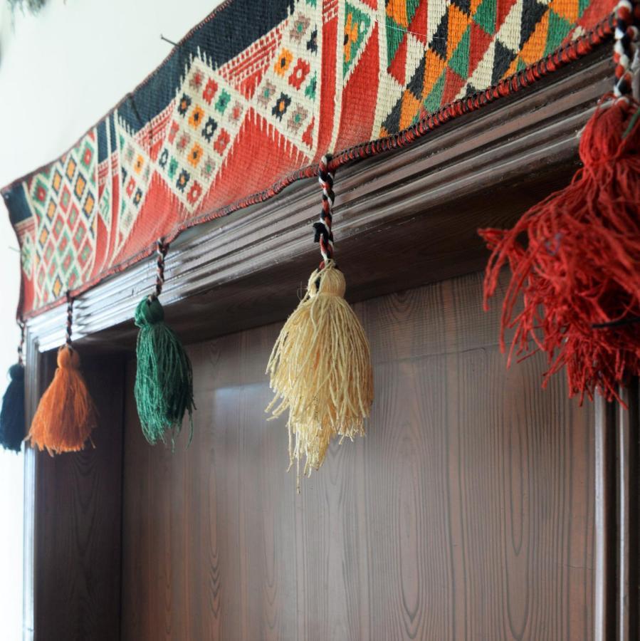 Happy Bedouin House Petra Bed & Breakfast Al Hayy Exterior photo