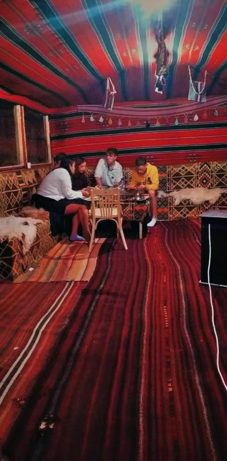 Happy Bedouin House Petra Bed & Breakfast Al Hayy Exterior photo
